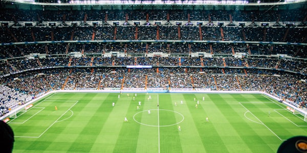 英超联赛冠军争夺战专题报道封面图